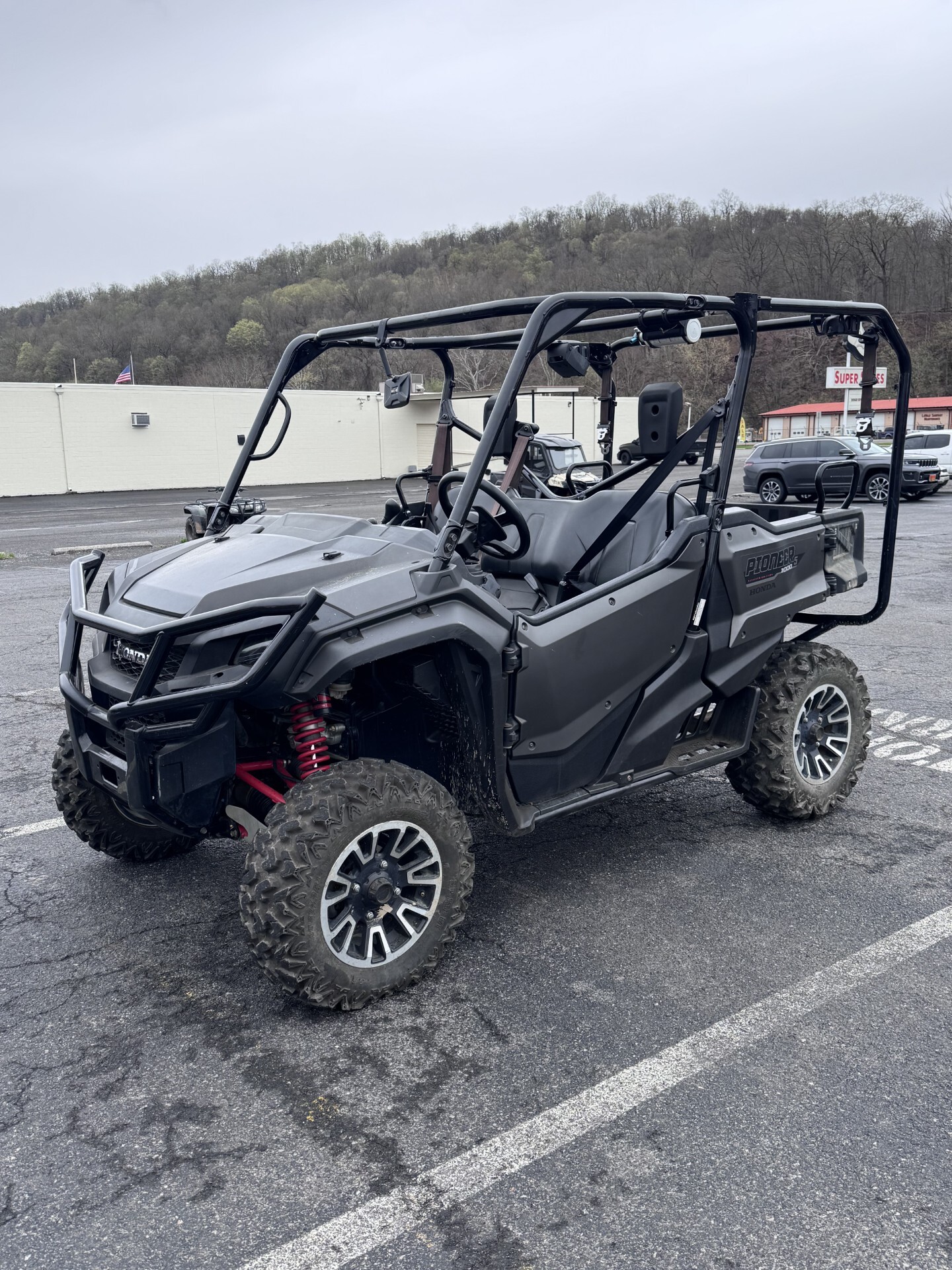 2017 Honda Pioneer 1000-5 LE 1000-5 LIMITED EDITION in cumberland MD