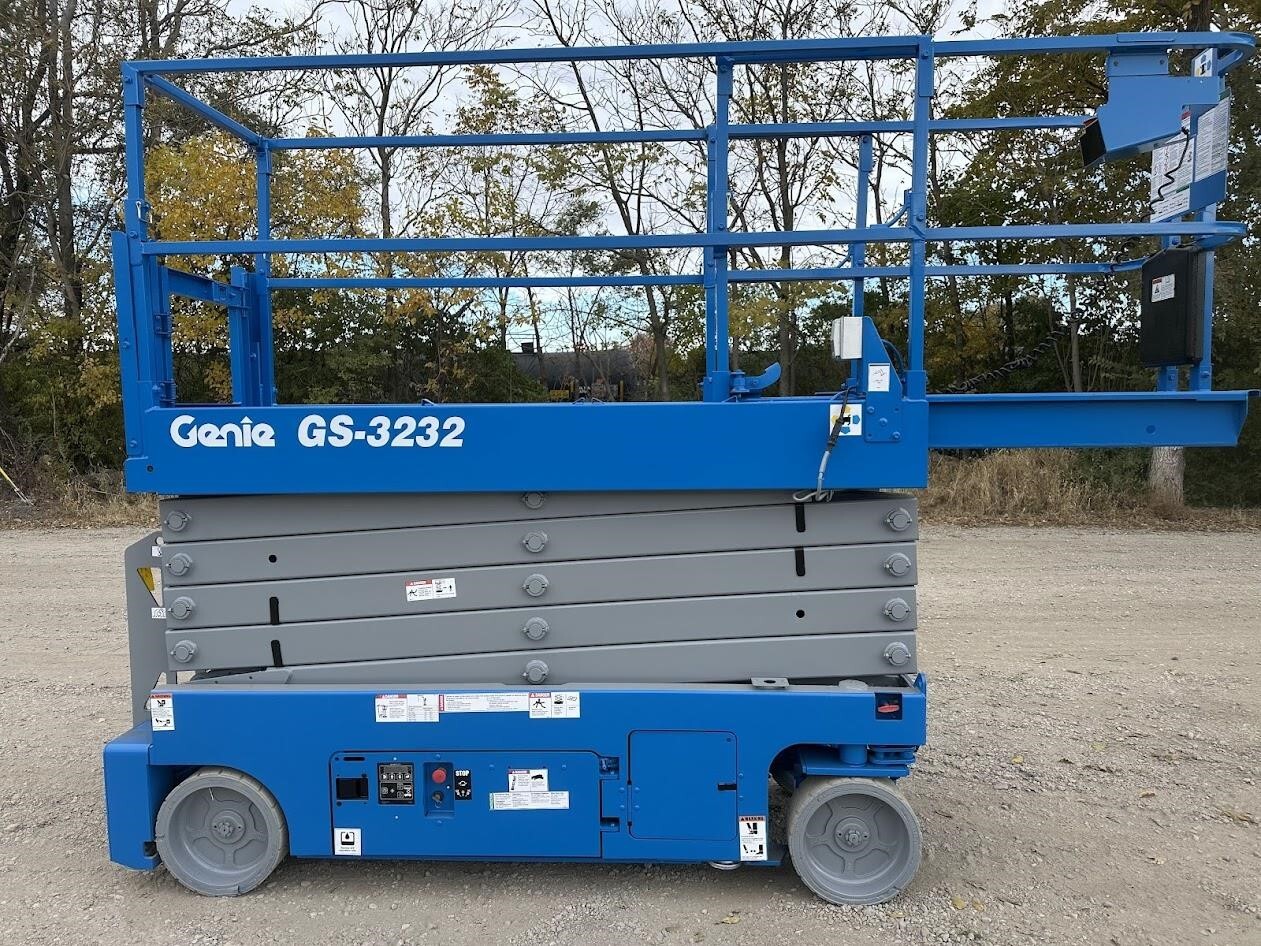 2015 GENIE GS3232 in Rockdale, IL