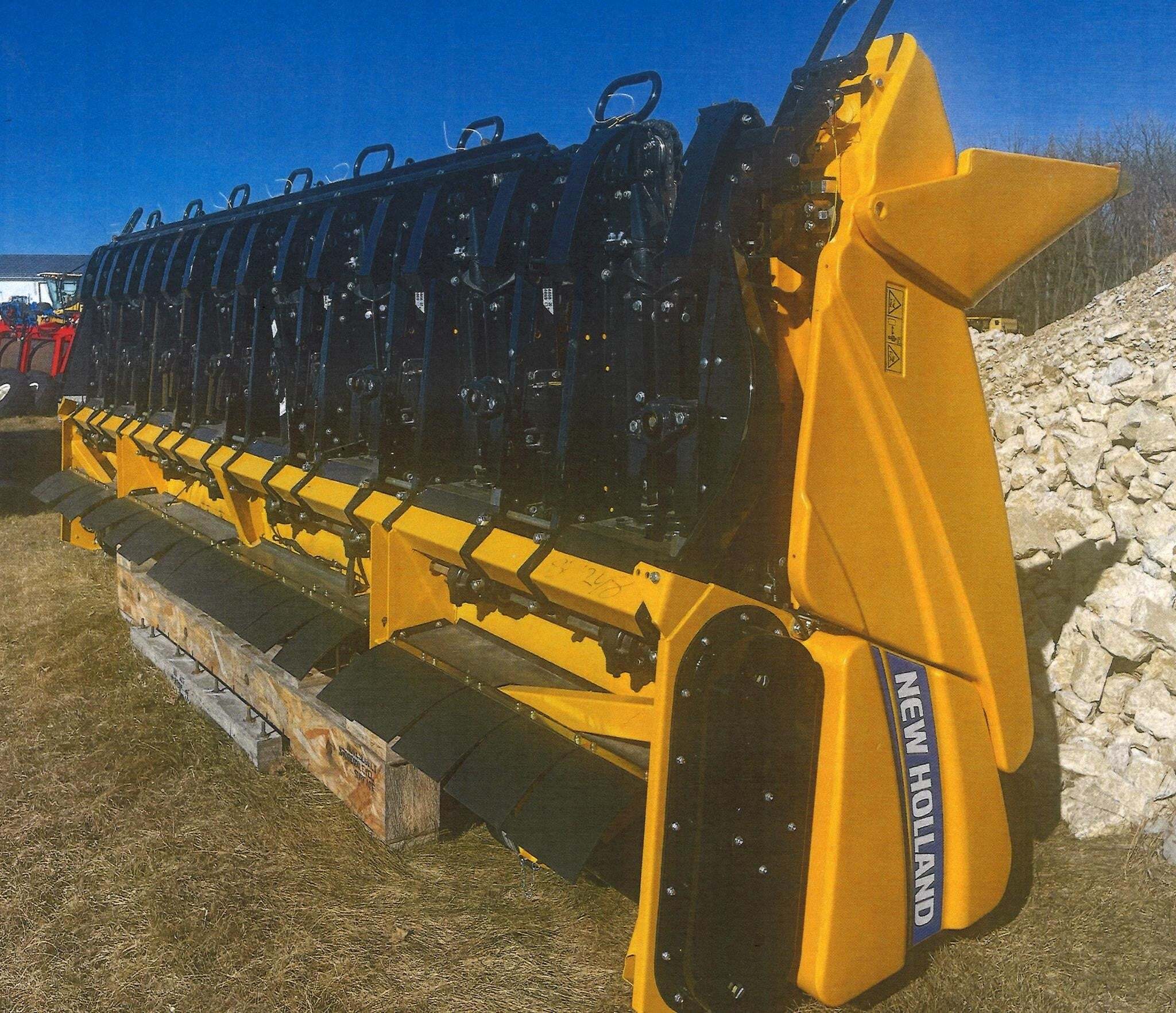 NEW HOLLAND 980CR in Charles City, IA