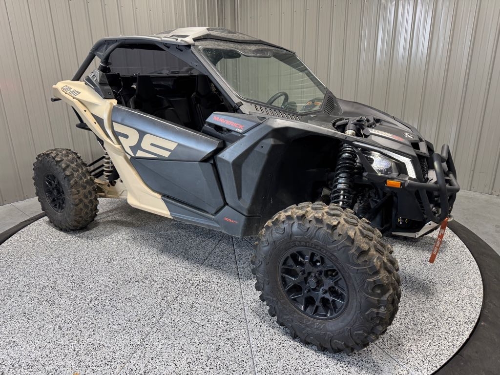 2022 Can-Am Maverick X3 RS Turbo RR * ONLY 865 Miles * X RS TURBO RR in jonestown PA
