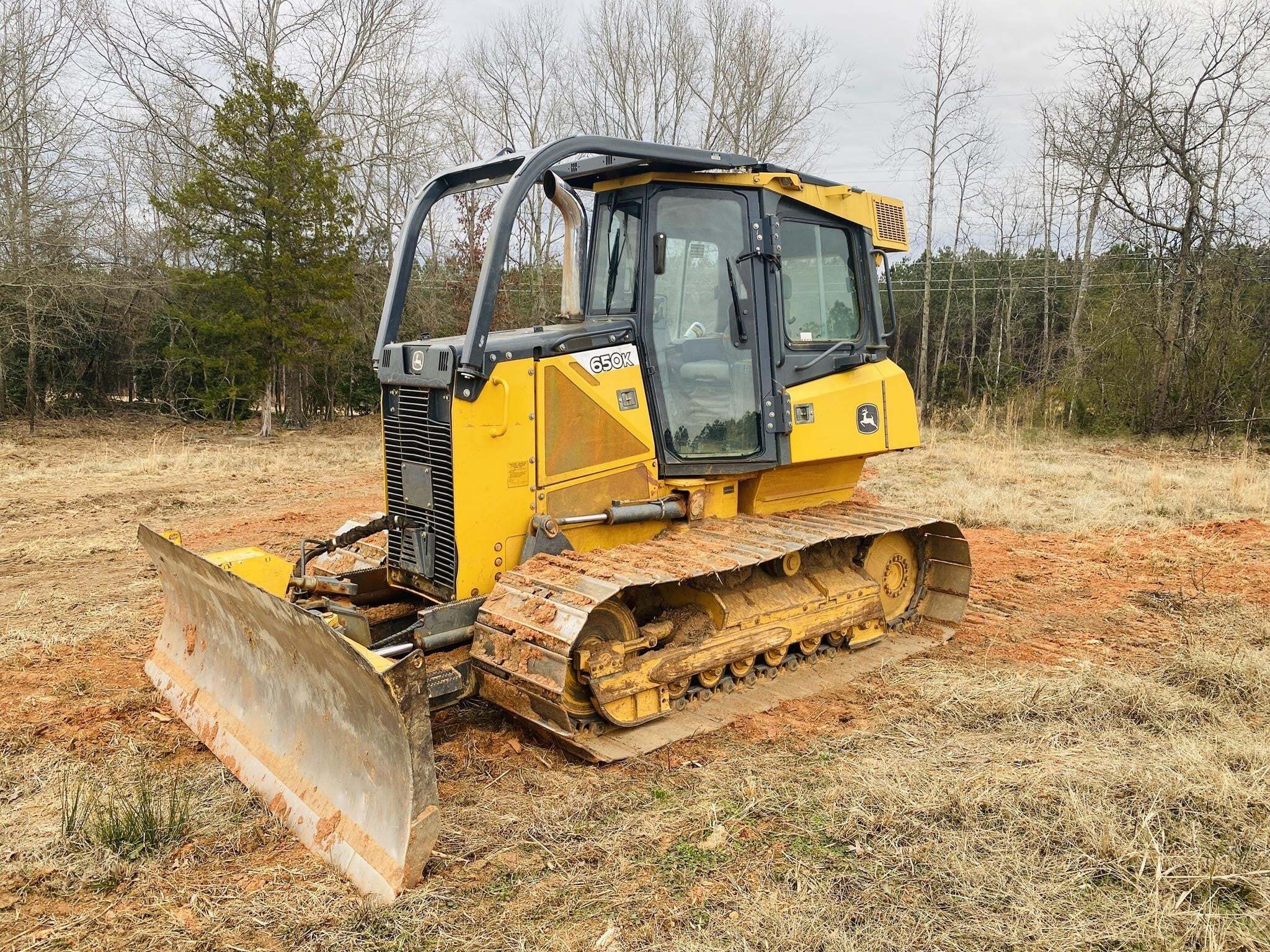 2014 DEERE 650K LGP in Rockwell, NC
