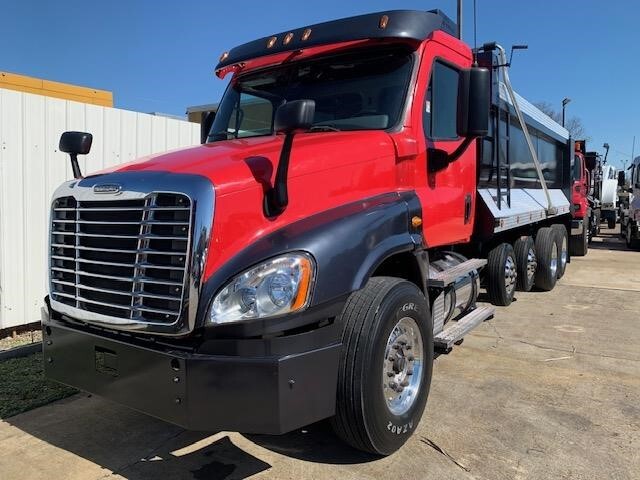 2018 FREIGHTLINER CASCADIA 125 in Houston, TX