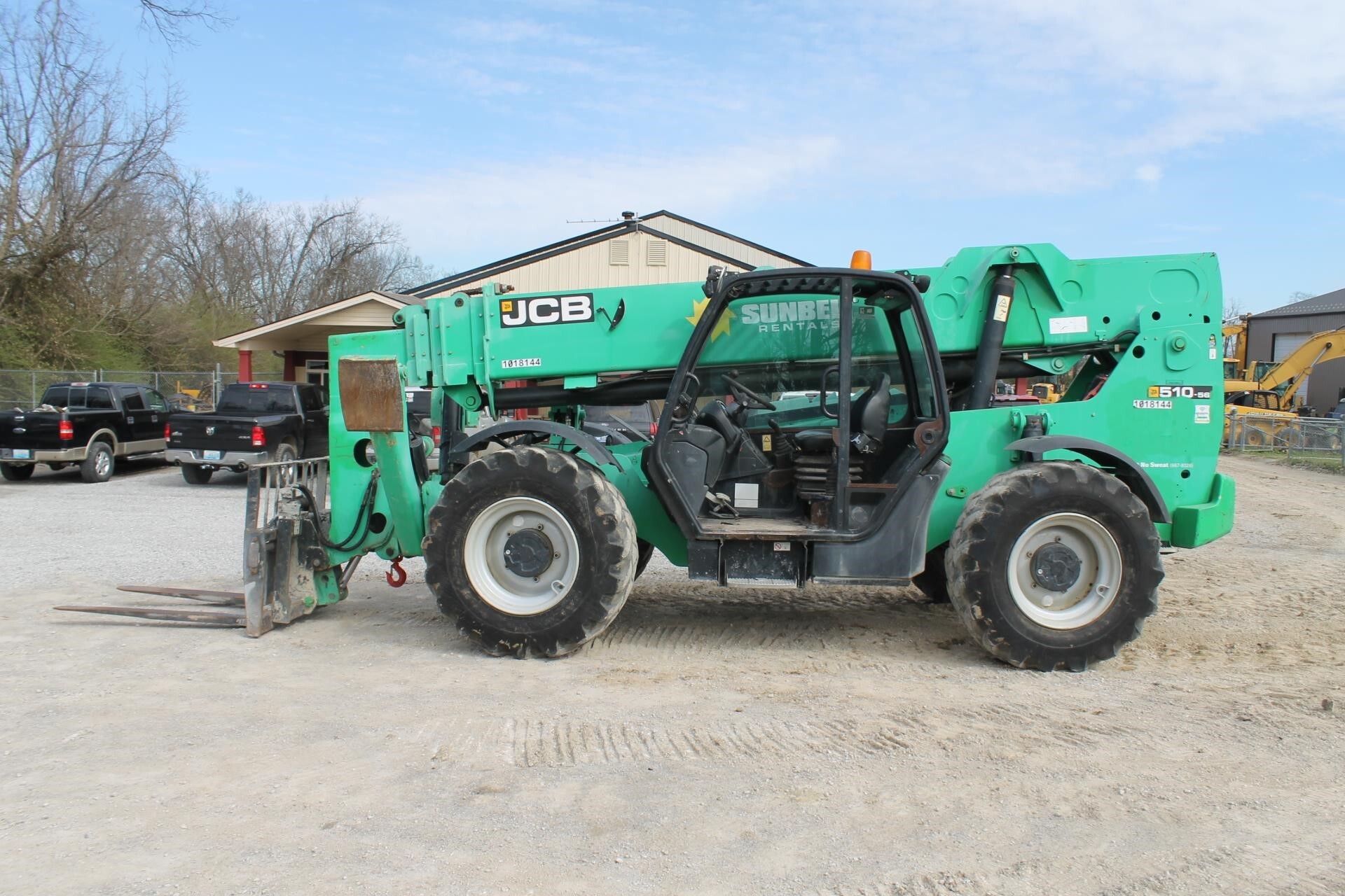2017 JCB 510-56 in Pleasureville, KY