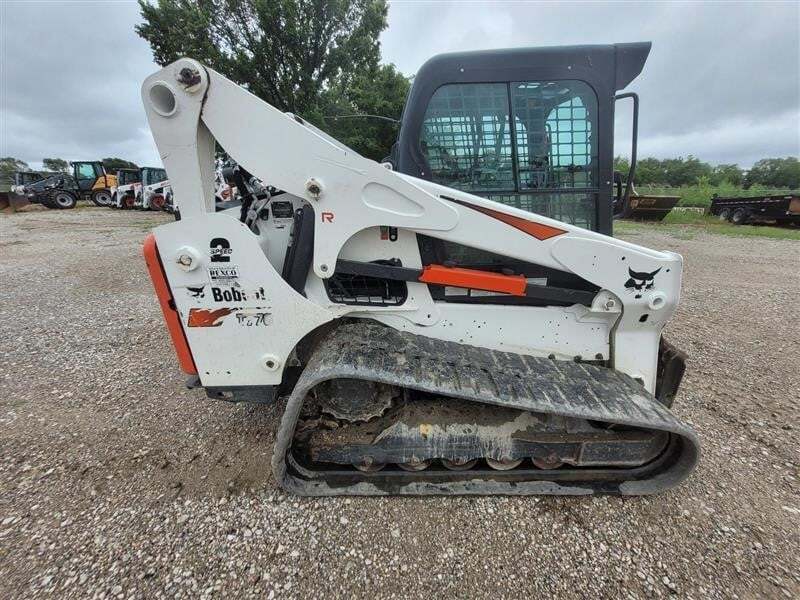2022 BOBCAT T770 in Davenport, IA