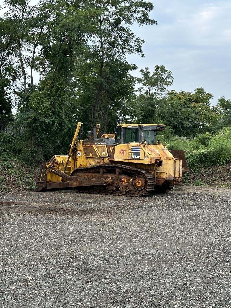 2016 KOMATSU D155AX-8 in North Haven, CT