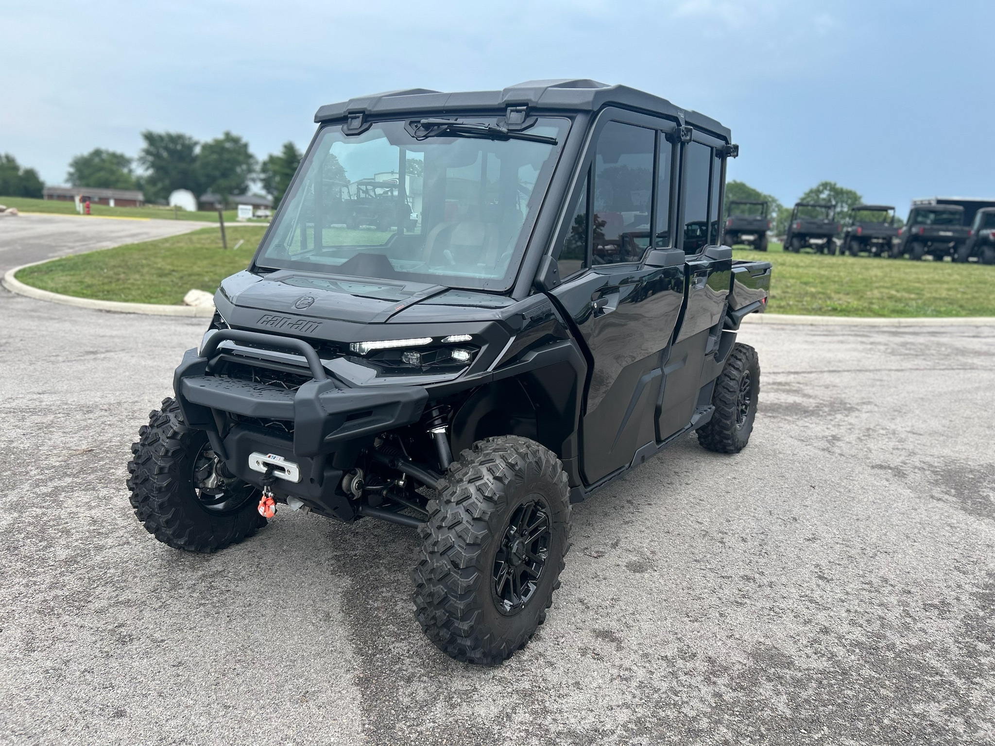 2026 Can-Am Defender MAX Lone Star CAB HD11 in sidney OH