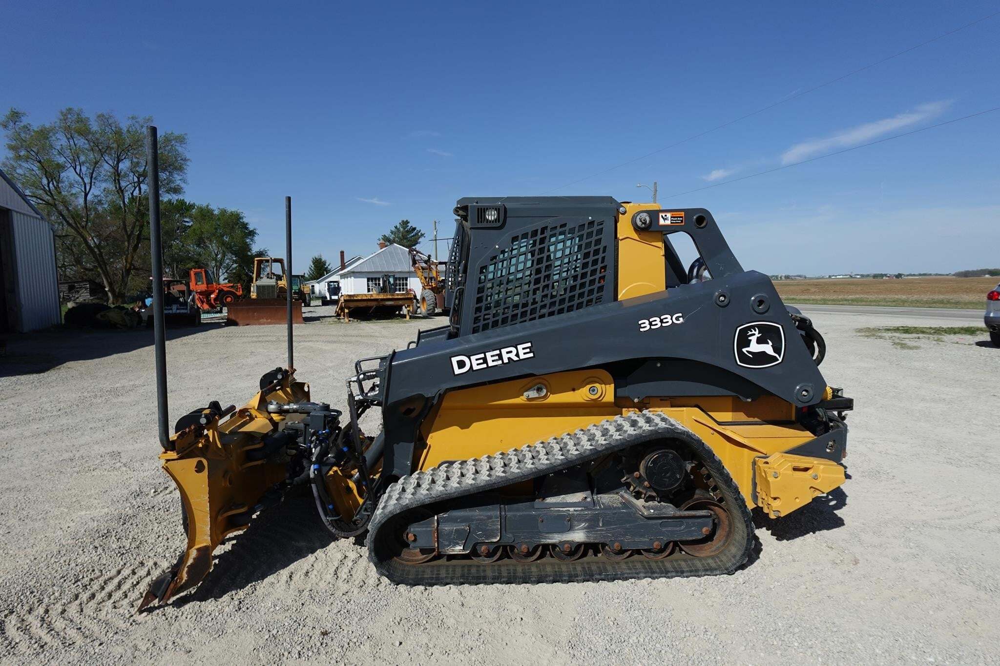 2022 DEERE 333G in Versailles, OH