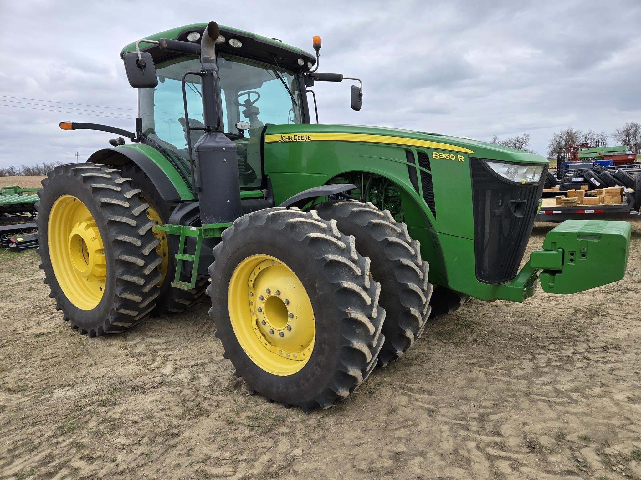 2013 JOHN DEERE 8360R in Gary, SD