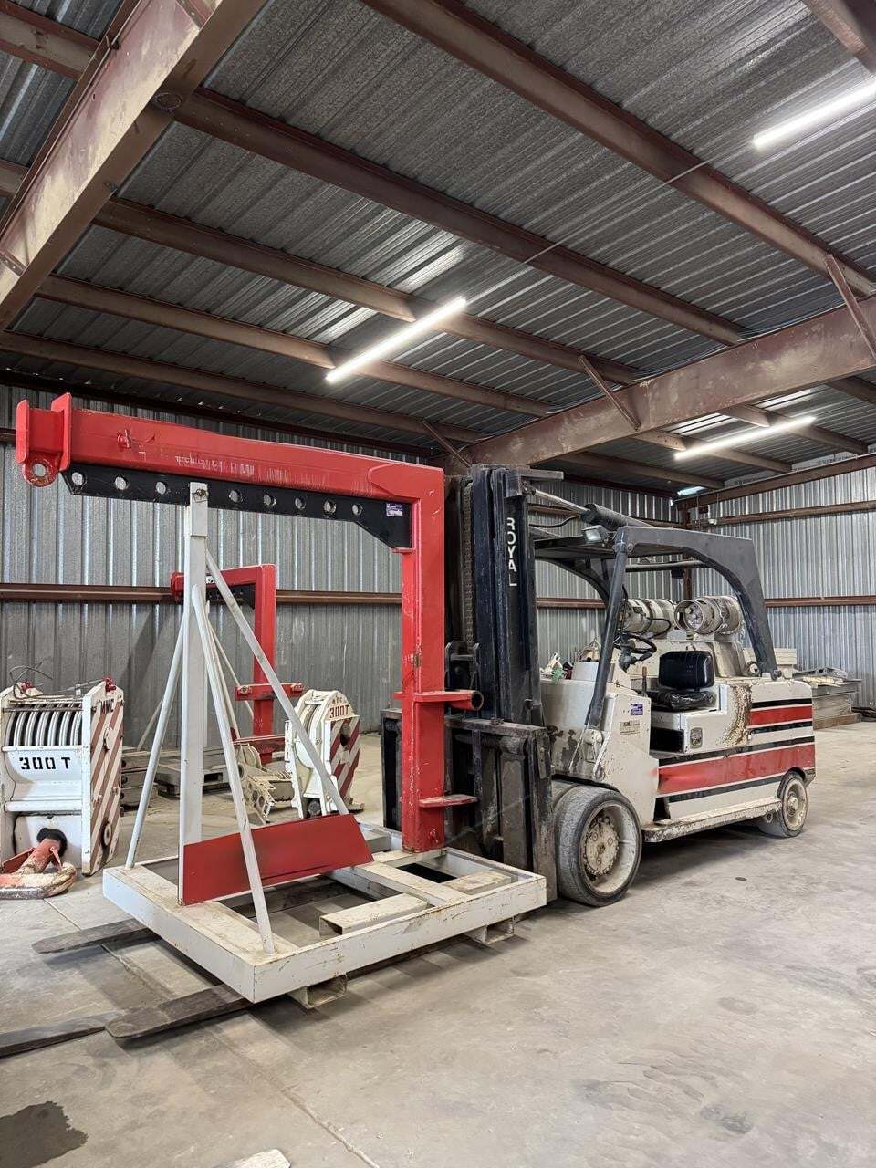 2000 ROYAL T350C in Bedford Park, IL