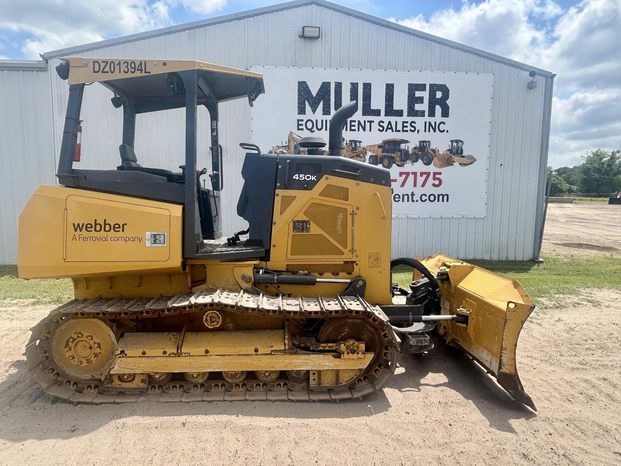 2022 DEERE 450K LT in Wills Point, TX