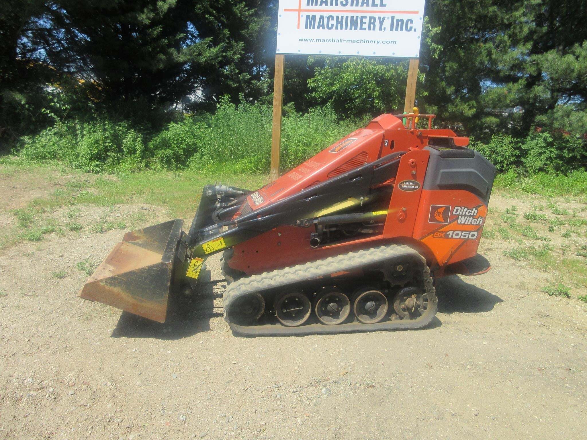2018 DITCH WITCH SK1050 in Millstone Township, NJ