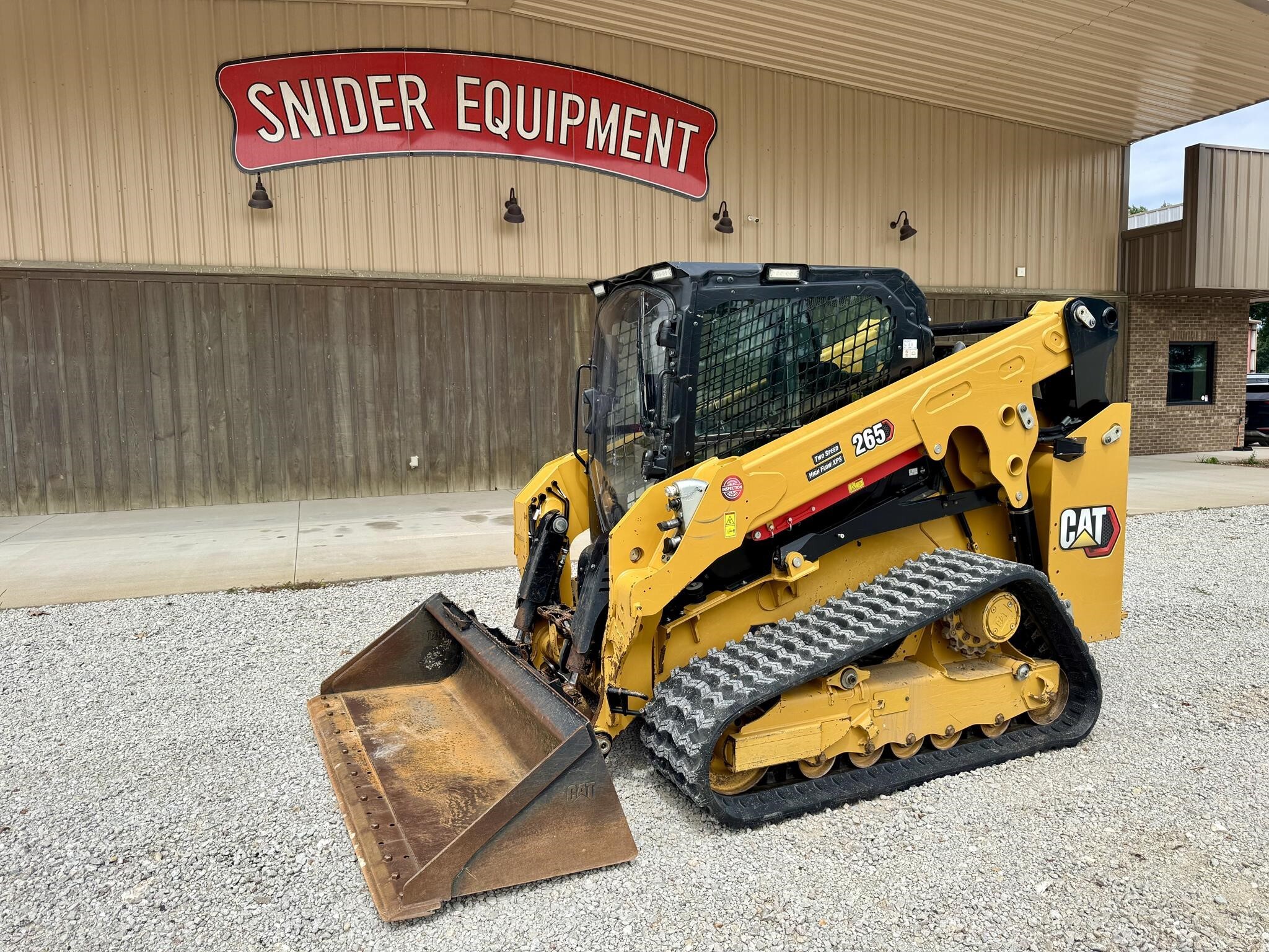 2025 CATERPILLAR 265 in Jackson, TN
