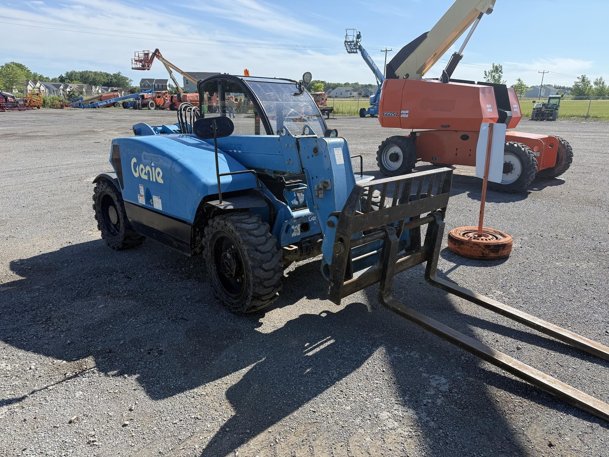 2015 GENIE GTH5519 in Batavia, NY