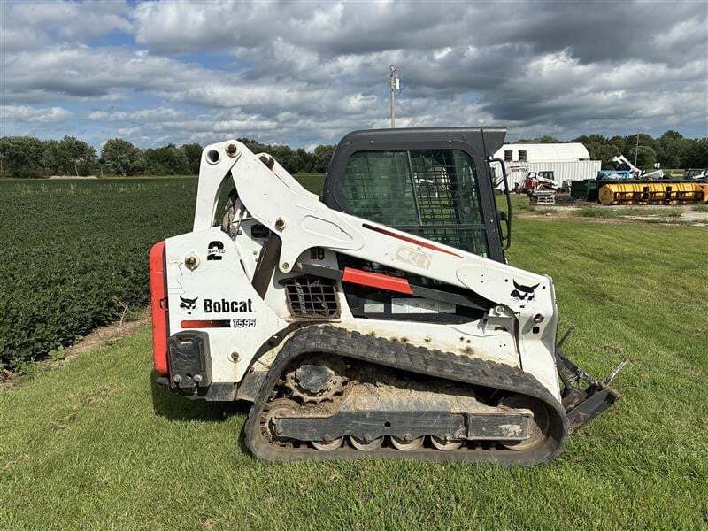 2016 BOBCAT T595 in Sigourney, IA
