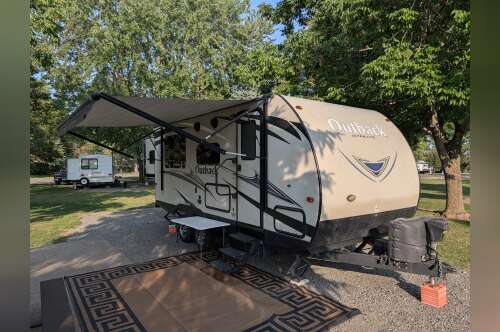 2017 Keystone OUTBACK ULTRA LITE 210URS in wausau WI