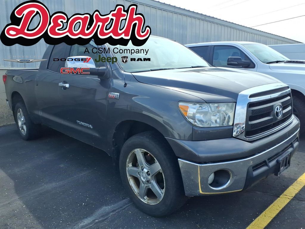2013 TOYOTA TUNDRA in Monroe, WI