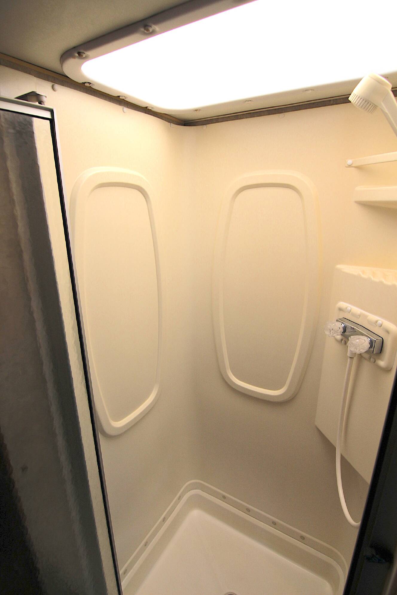 A photo of this 2014 Itasca SPIRIT 31K
