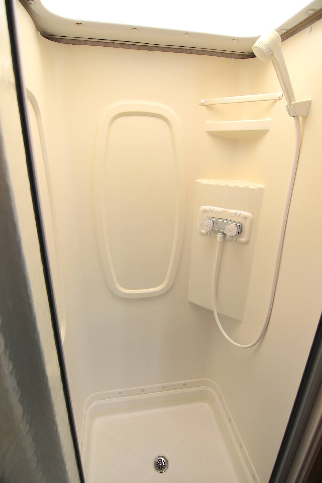 A photo of this 2014 Itasca SPIRIT 31K