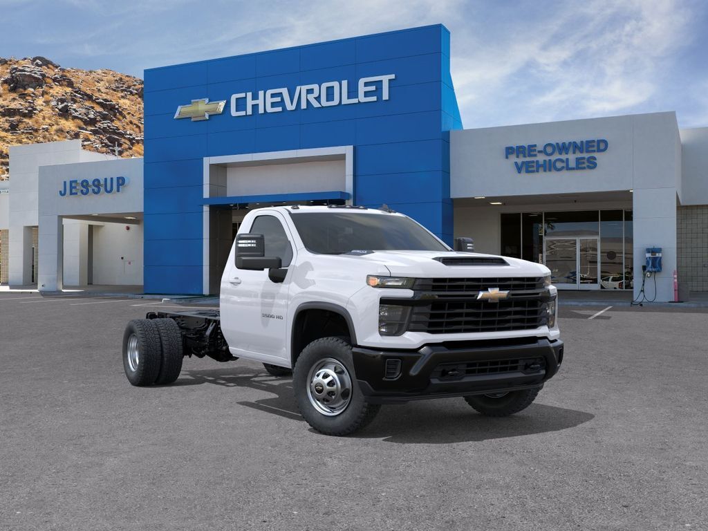 2026 CHEVROLET Silverado 3500 in Cathedral City, CA
