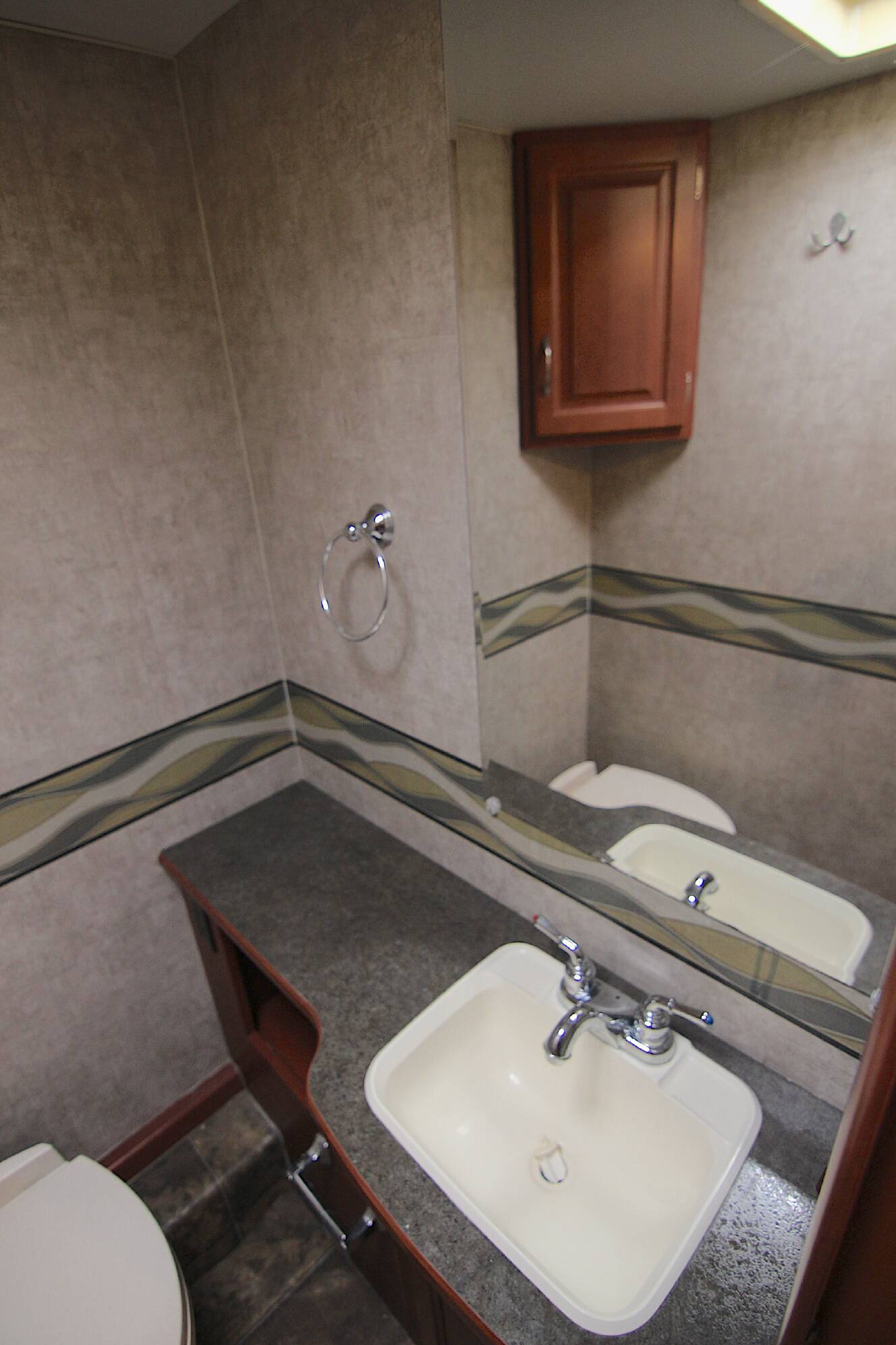 A photo of this 2014 Itasca SPIRIT 31K