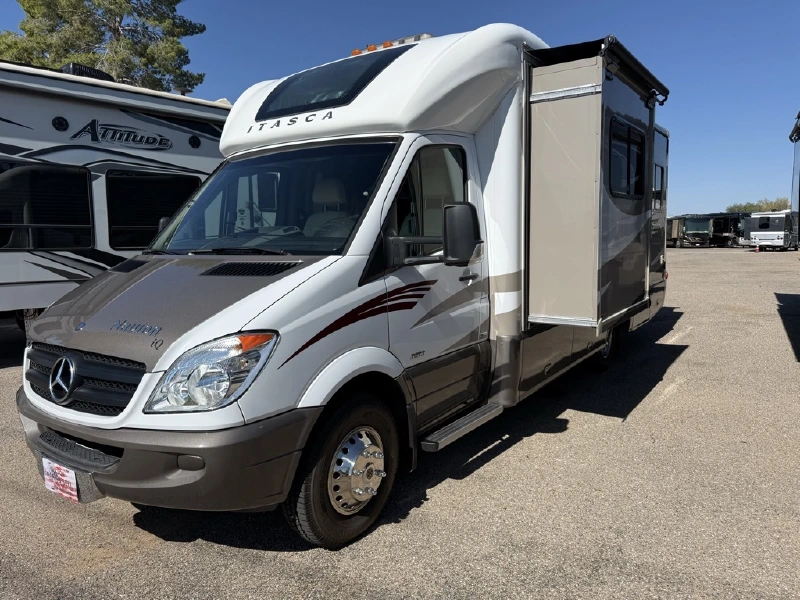 2014 ITASCA NAVION 24G