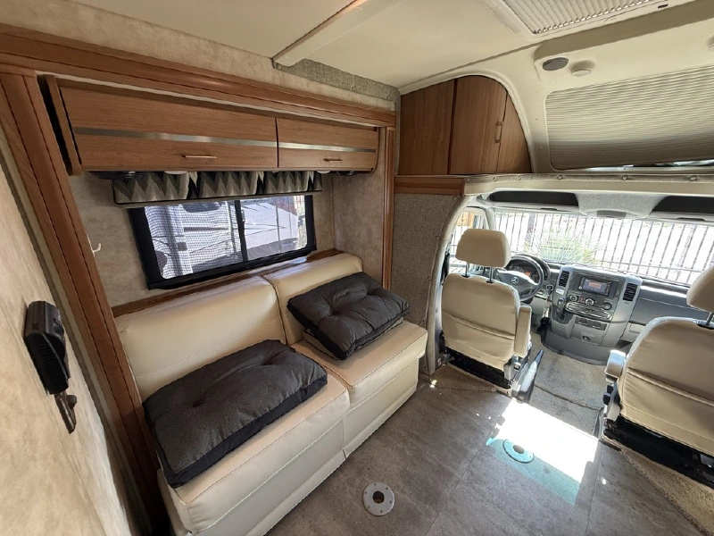 2014 ITASCA NAVION 24G