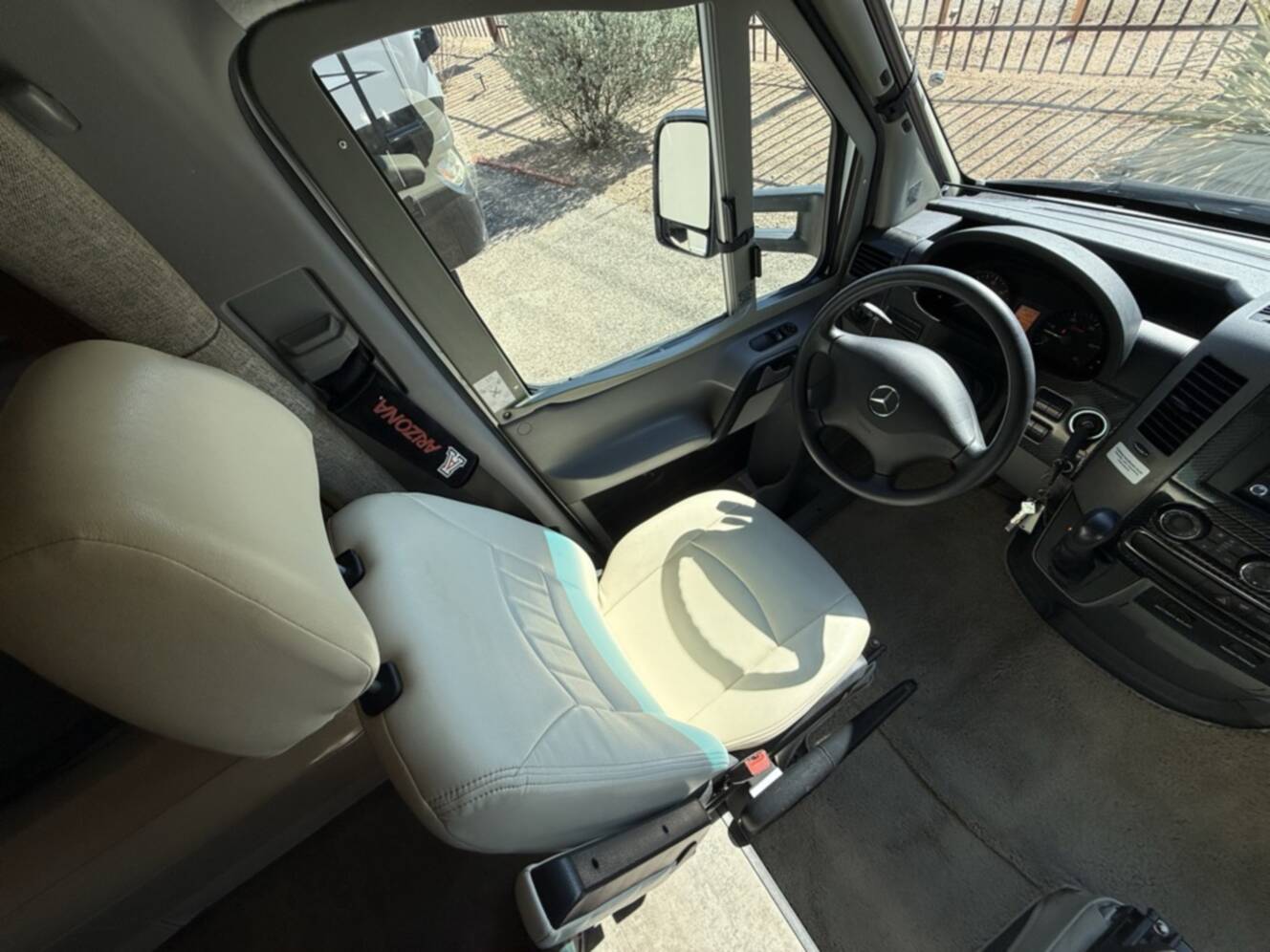 A photo of this 2014 Itasca NAVION 24G