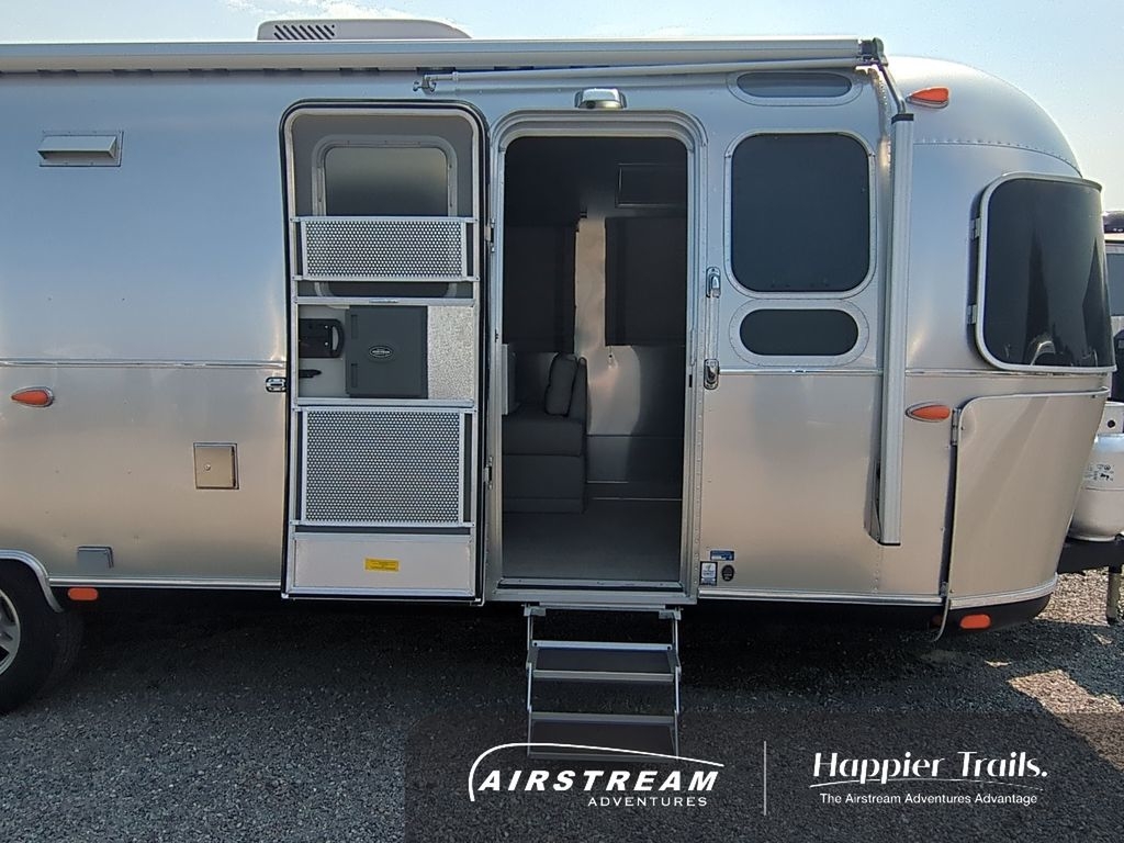 2027 Airstream Classic 30RB in spokane valley WA