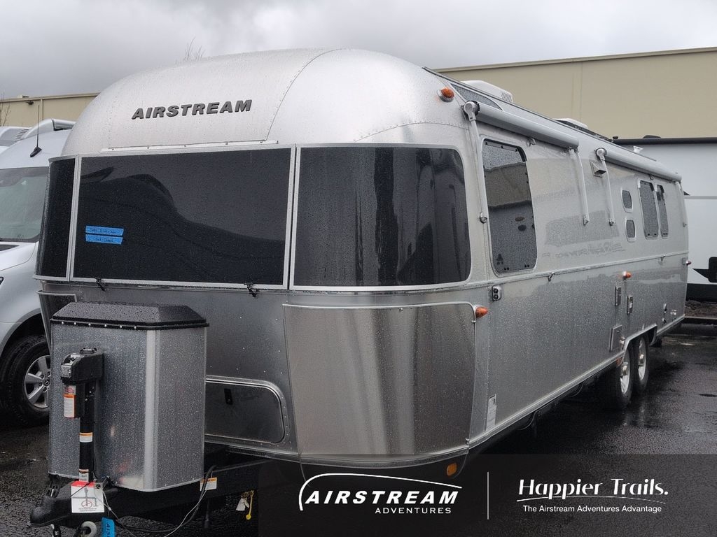 2026 Airstream Classic 33FB RV