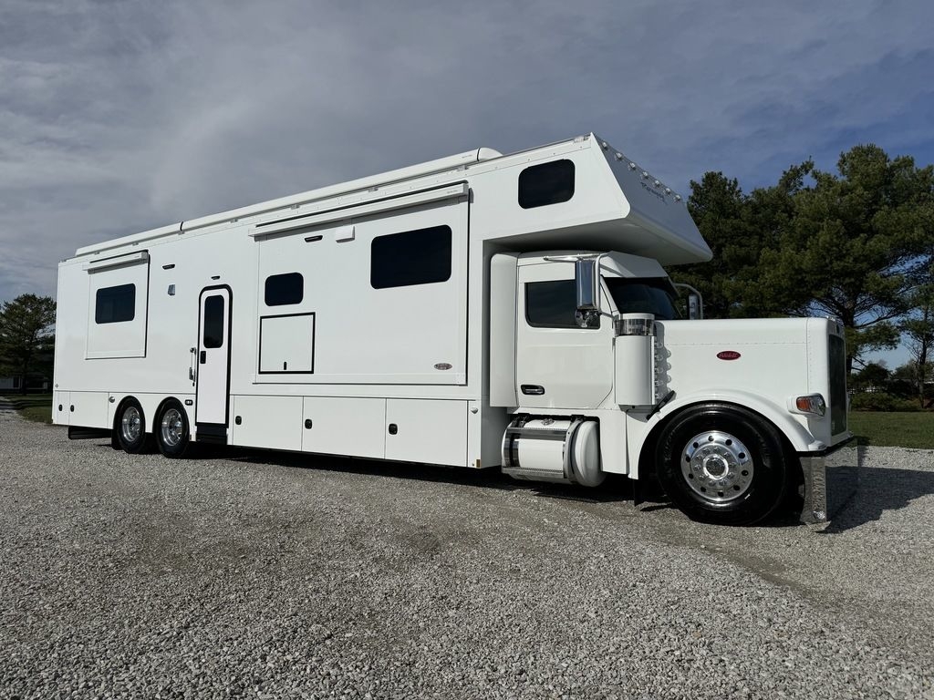 2027 Renegade Peterbilt 589 in scott city MO