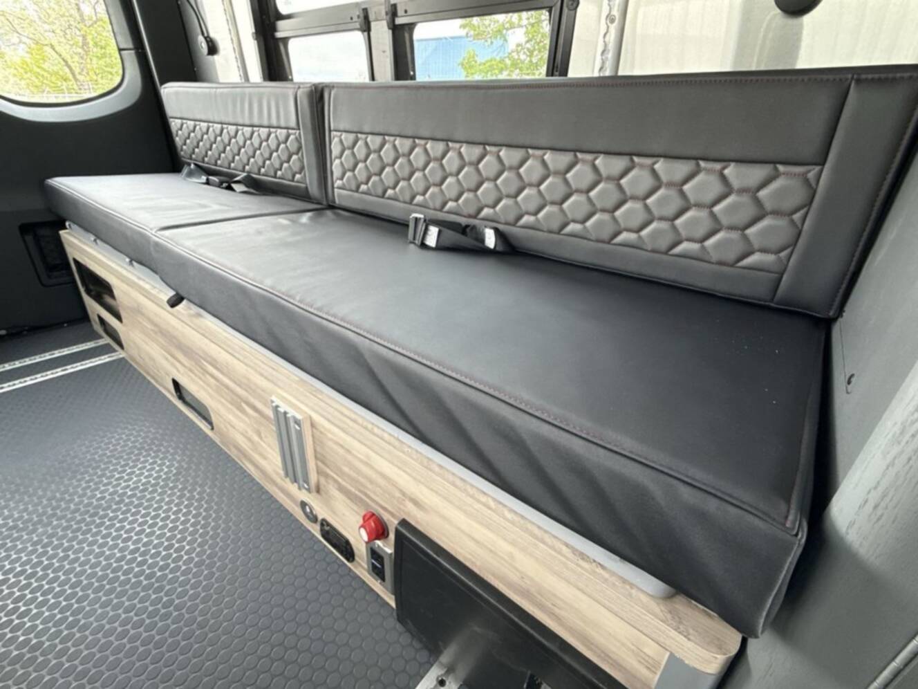 A photo of this 2025 Airstream Interstate 24X