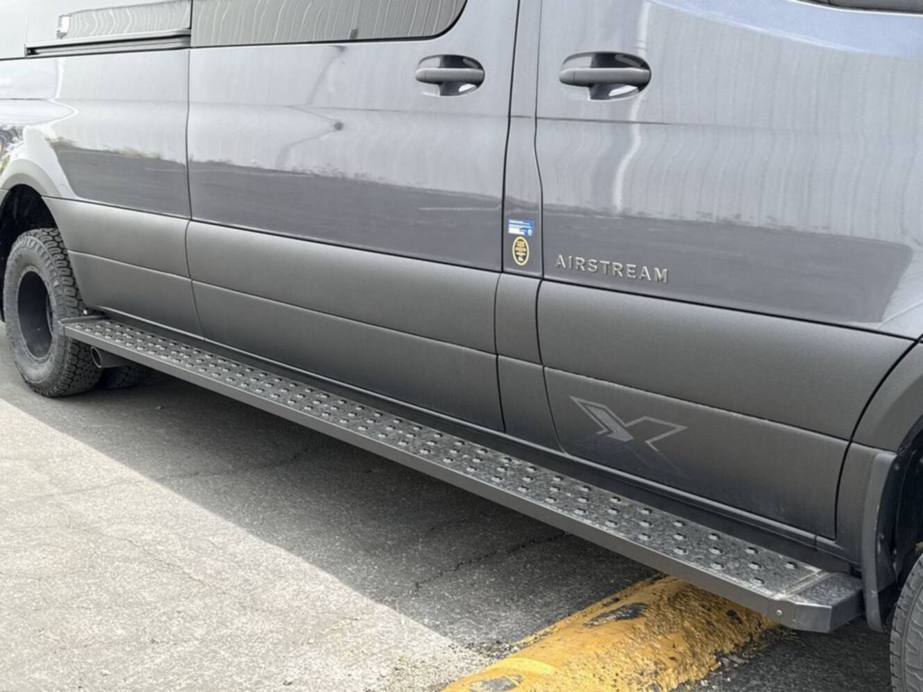 A photo of this 2025 Airstream Interstate 24X