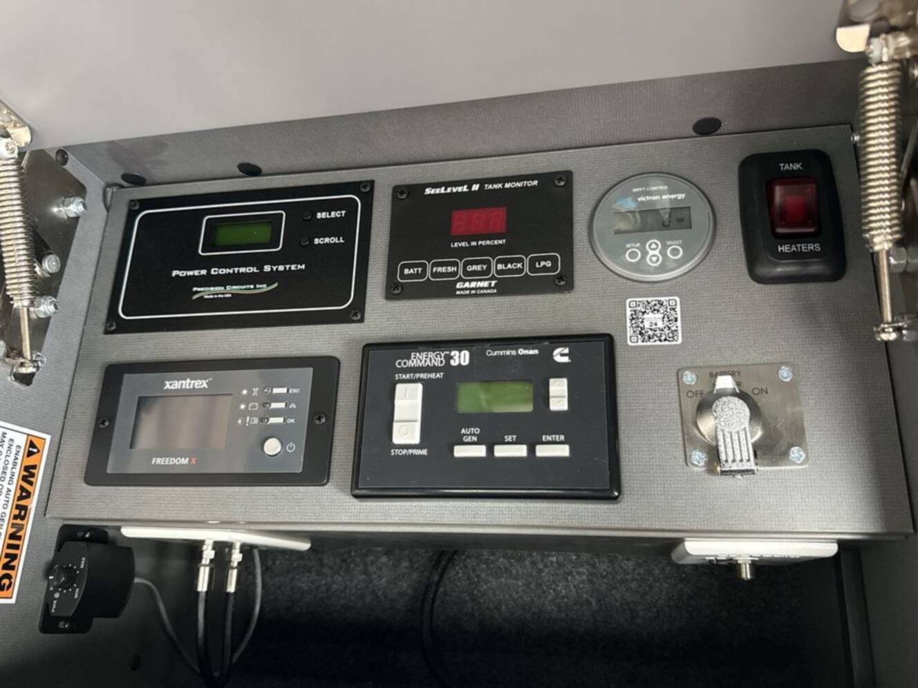 A photo of this 2025 Airstream Interstate 24X