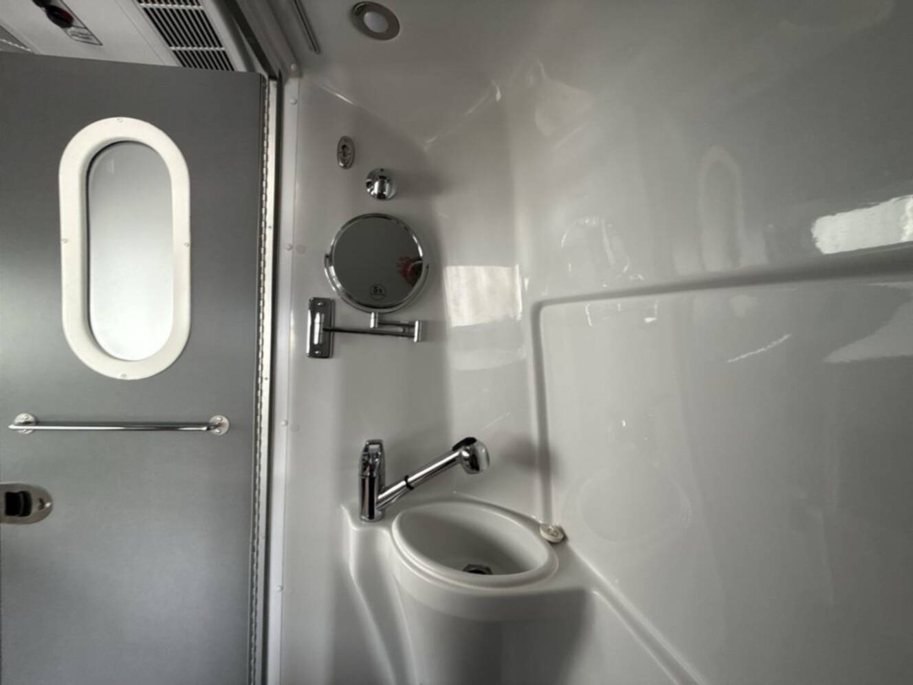 A photo of this 2025 Airstream Interstate 24X