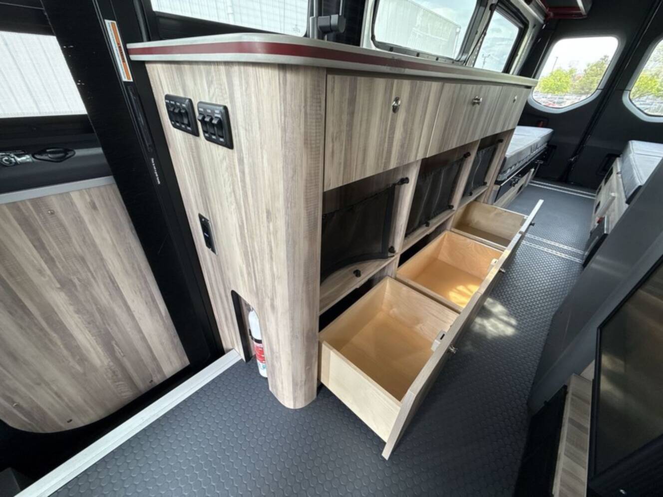 A photo of this 2025 Airstream Interstate 24X