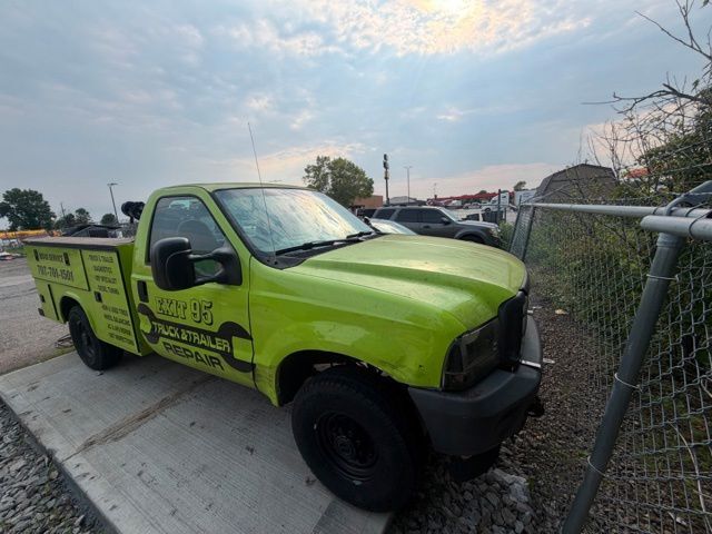 2004 FORD F250 in Plainfield, IN