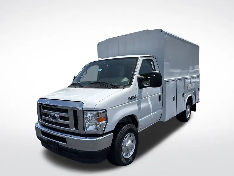 2025 FORD ECONOLINE
