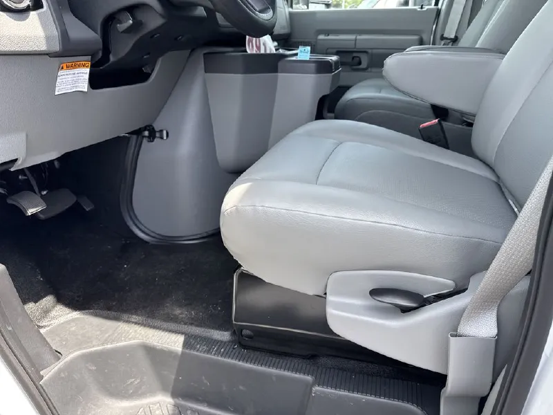 2025 FORD ECONOLINE