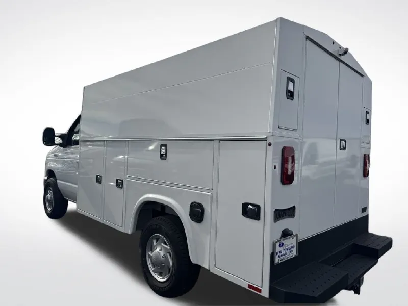 2026 FORD ECONOLINE