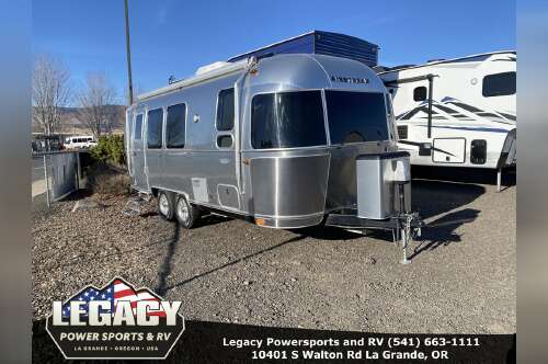 2019 Airstream FLYING CLOUD 23FB in island city OR