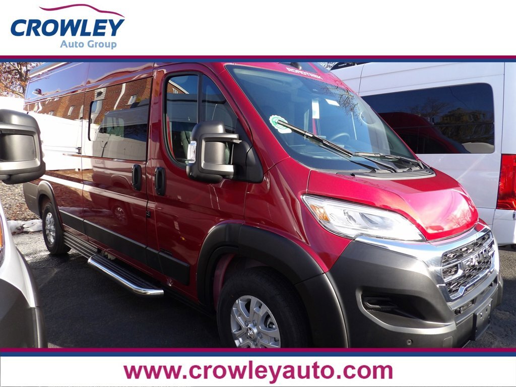2025 Roadtrek Play+ RV