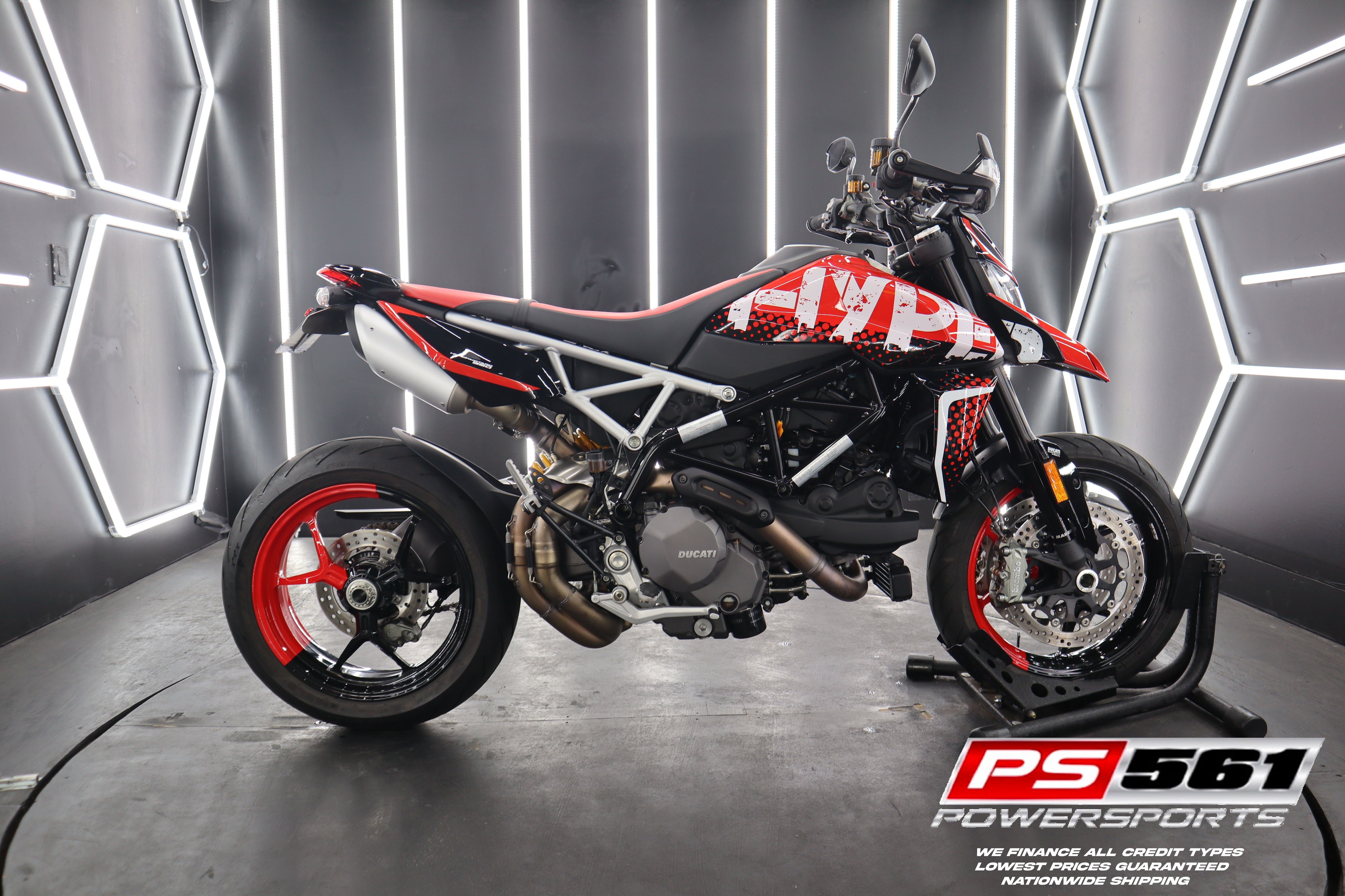 2022 Ducati Hypermotard 950 RVE 950 RVE in Lake Park, FL
