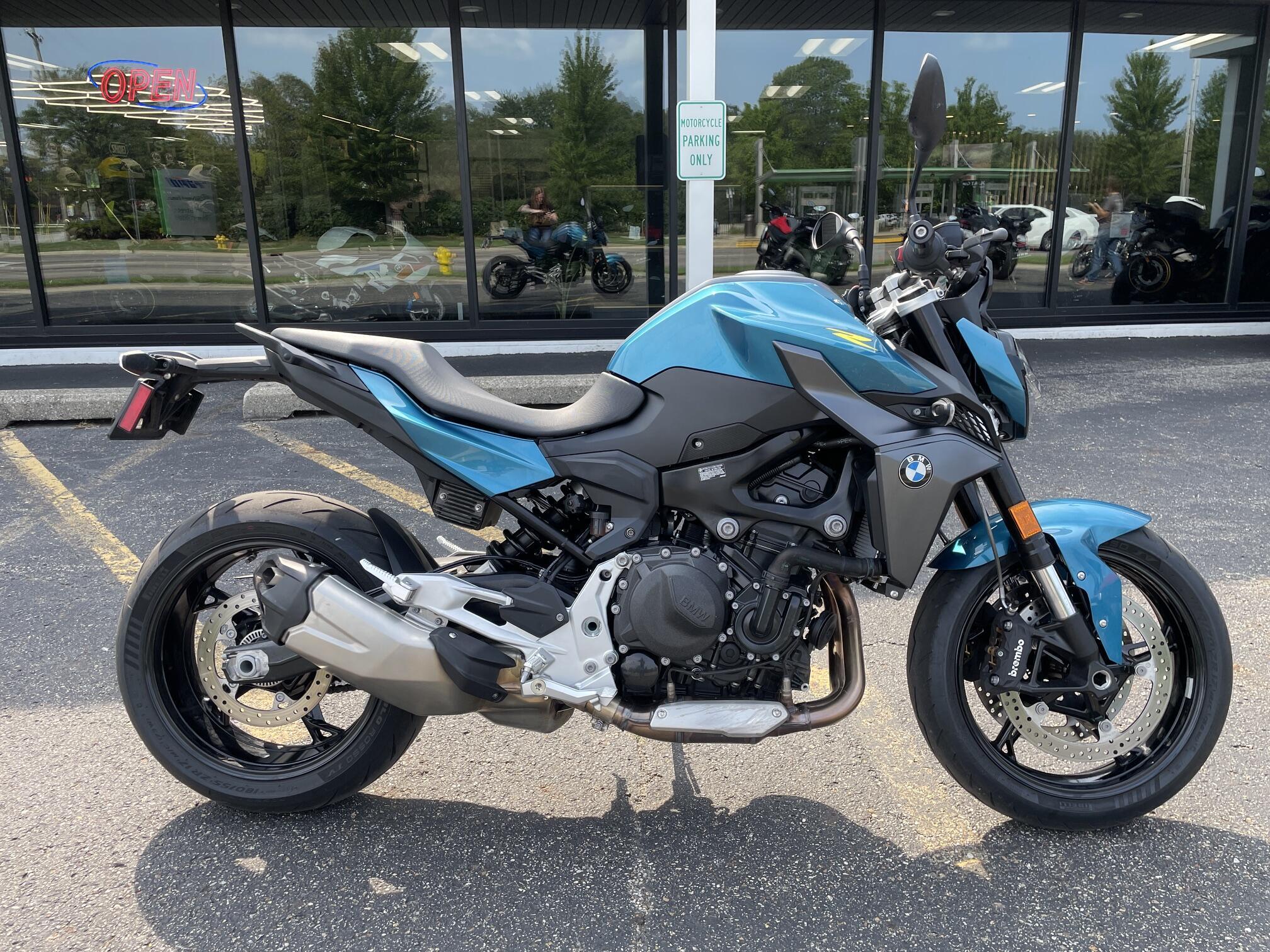 2025 BMW F 900 R 900 R in Grand Rapids, MI