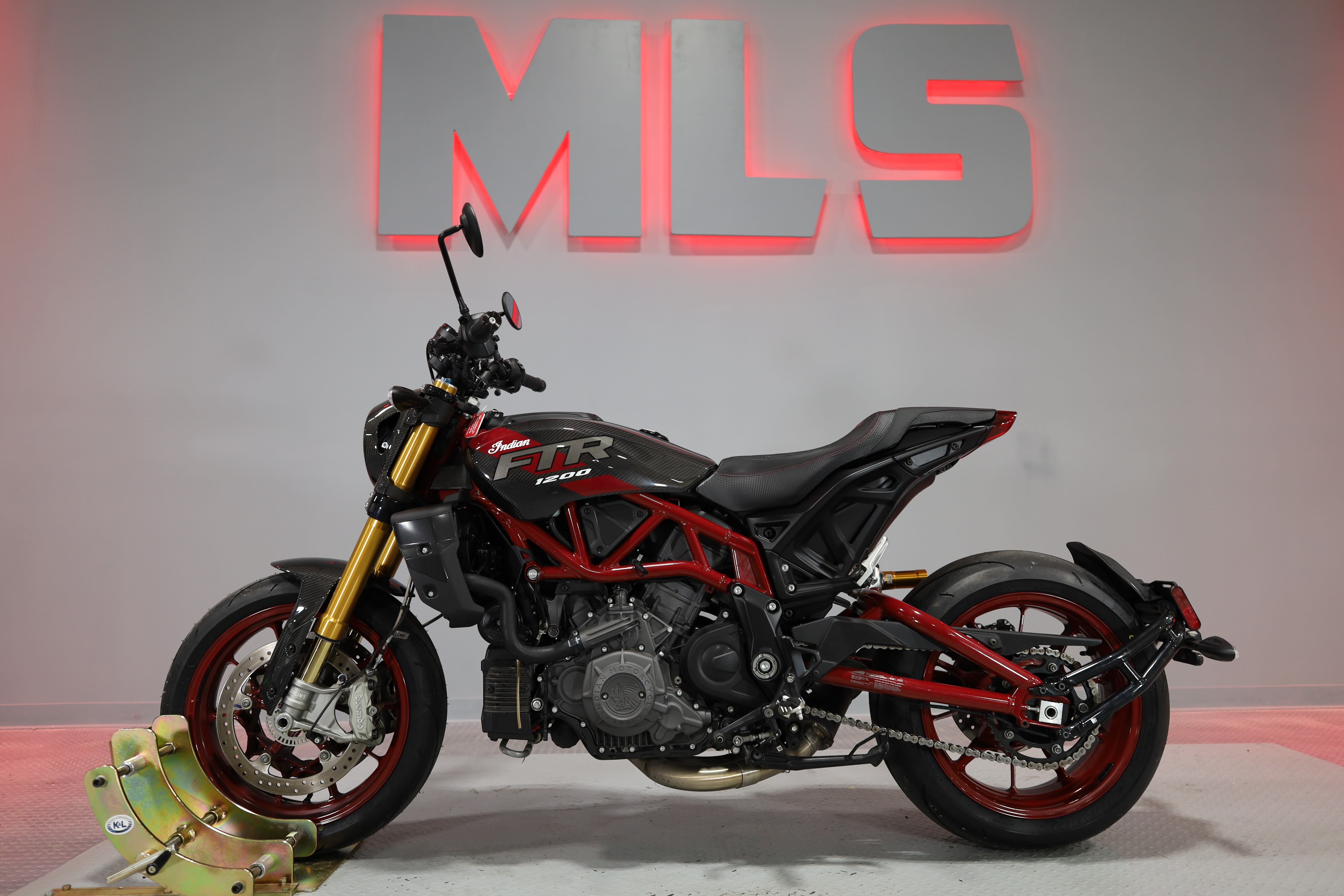 2024 Indian Motorcycle FTR R Carbon R CARBON in Georgetown, KY
