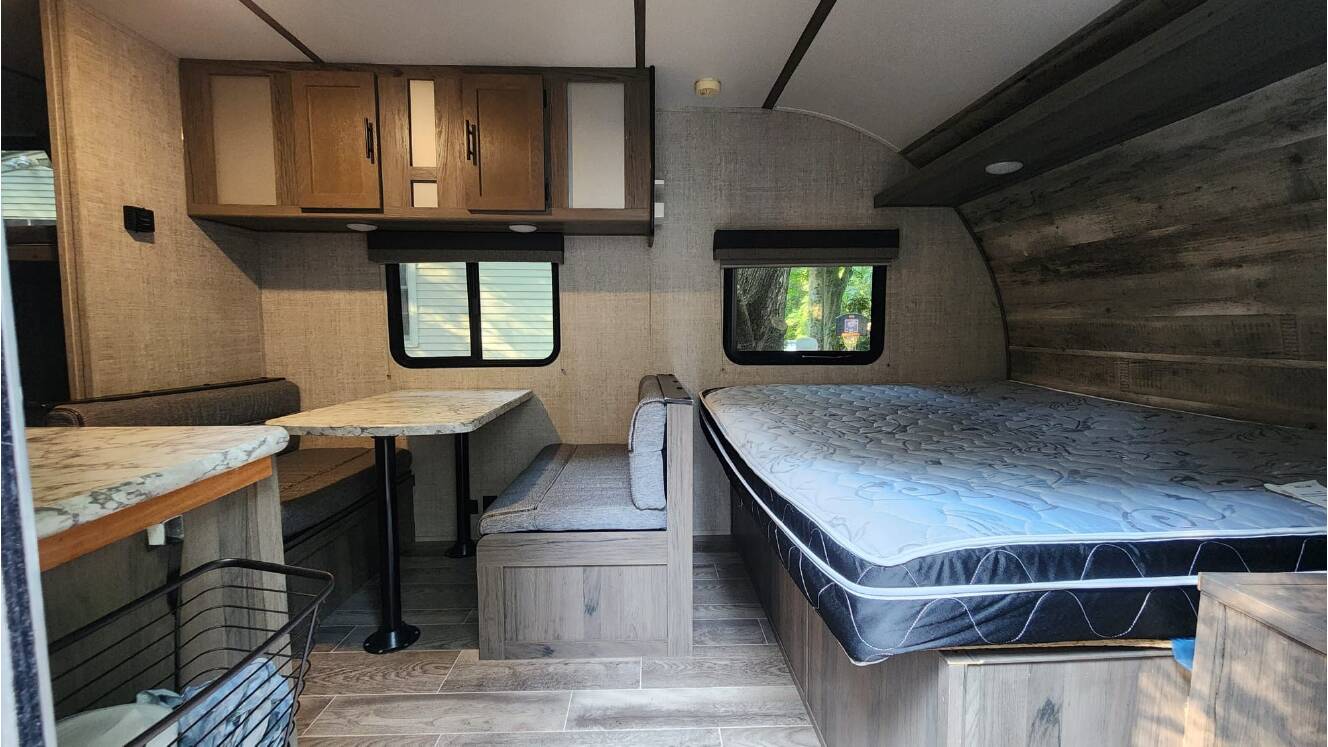 A photo of this 2021 Gulf Stream AMERI-LITE 198BH