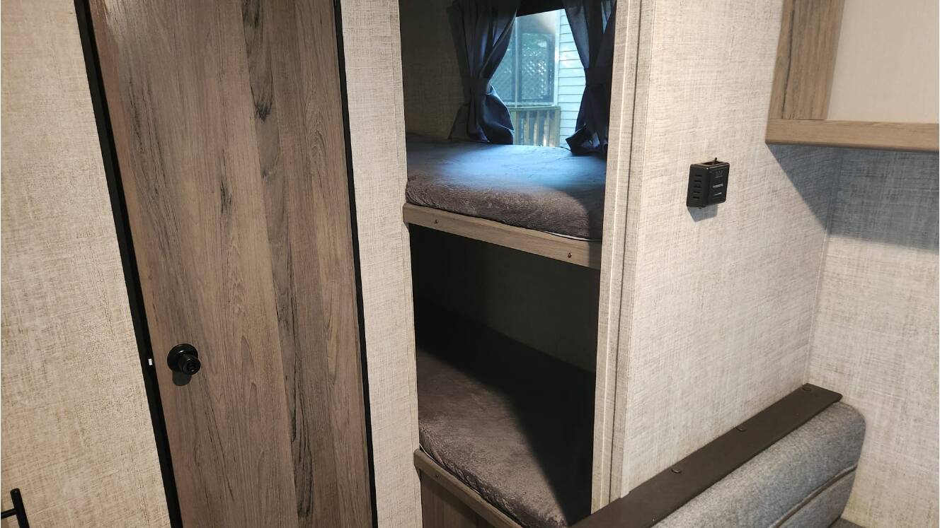 A photo of this 2021 Gulf Stream AMERI-LITE 198BH