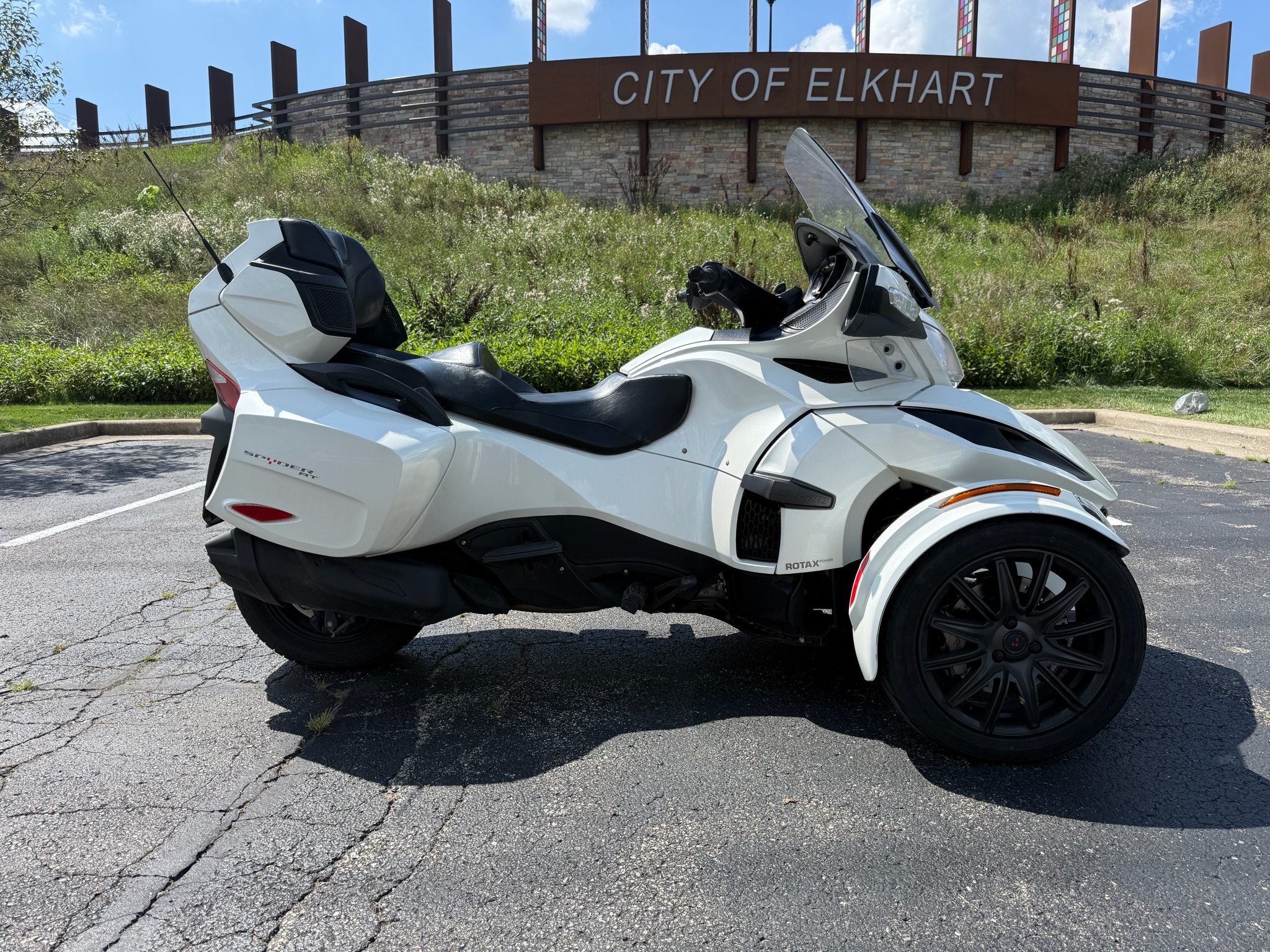 2019 Can-Am Spyder RT in Elkhart, IN