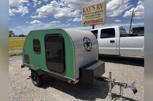 2021 Yong Teardrop in moriarty NM