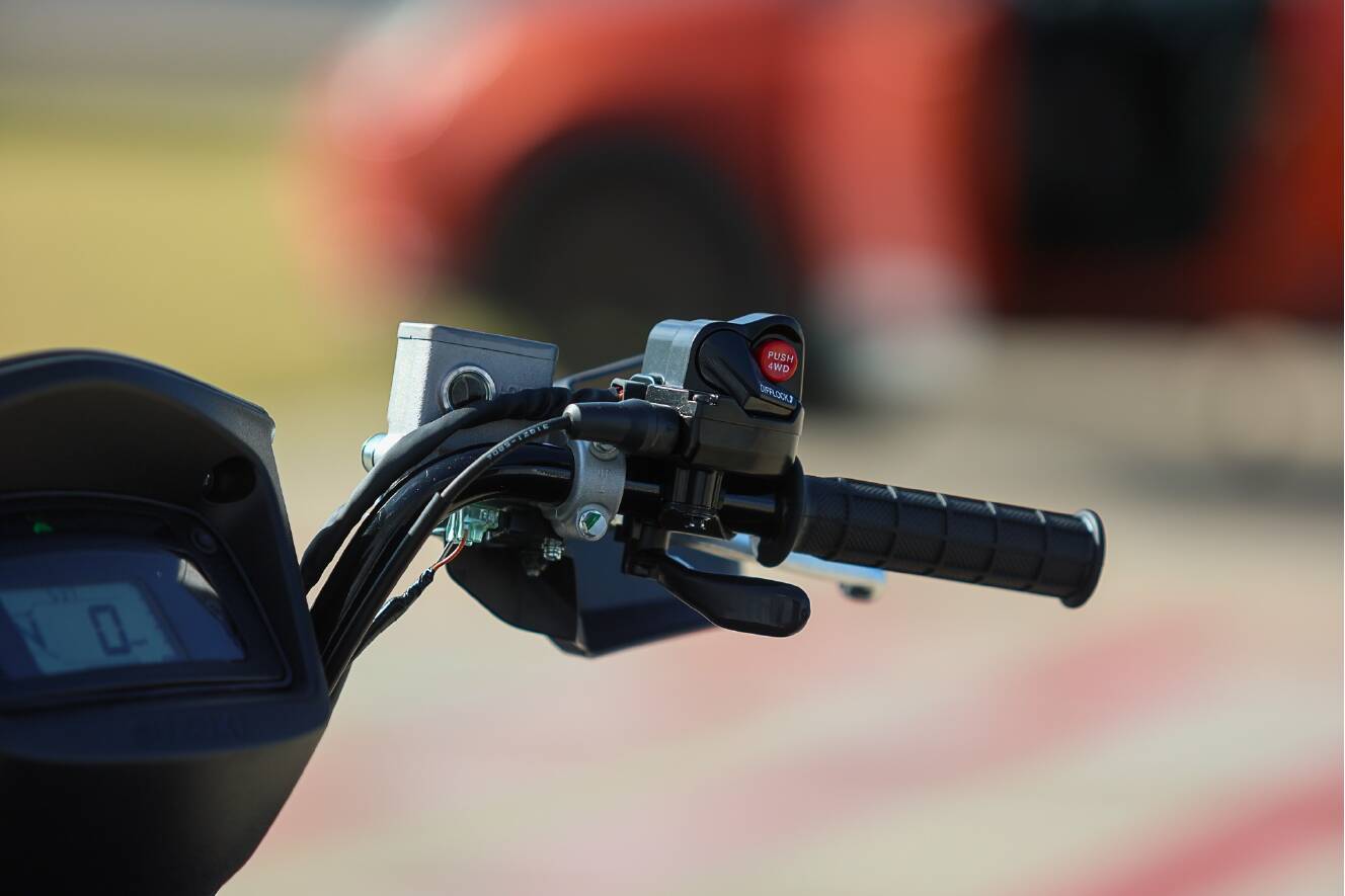 A photo of this 2026 Suzuki KingQuad 500AXi Power Steering SE 