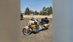 2006 Honda GOLD WING 1800 TOUR Touring motorcycle